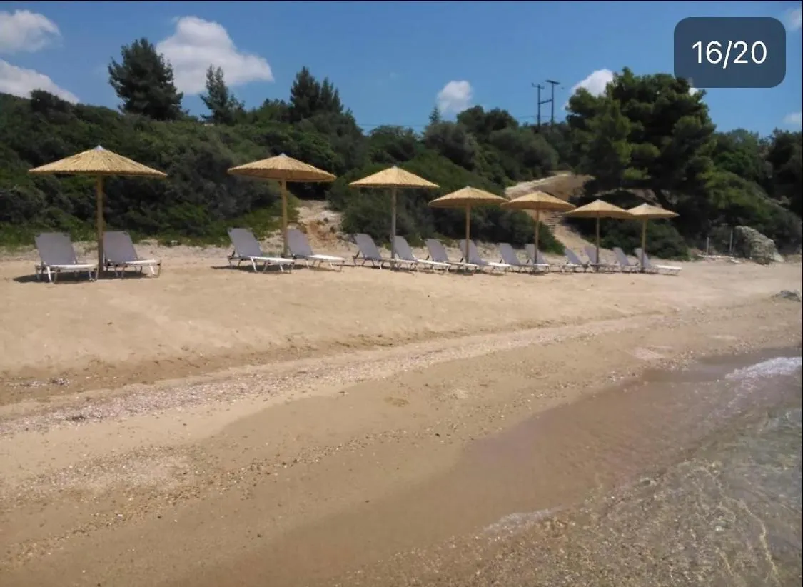 Red Coral Apartments Vatopedi Greece